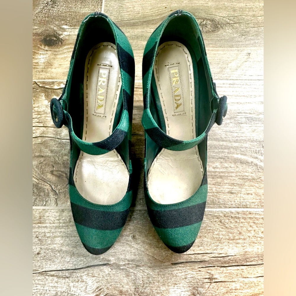 Vintage Prada Mary Jane heels
